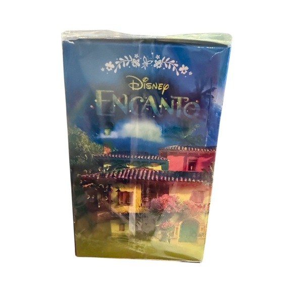 Disney Encanto Collectable - Picture 2 of 5